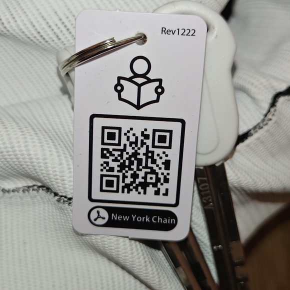 Kryptonite x Supreme x Maison Margiela MM6 Lock - Picture 3 of 5